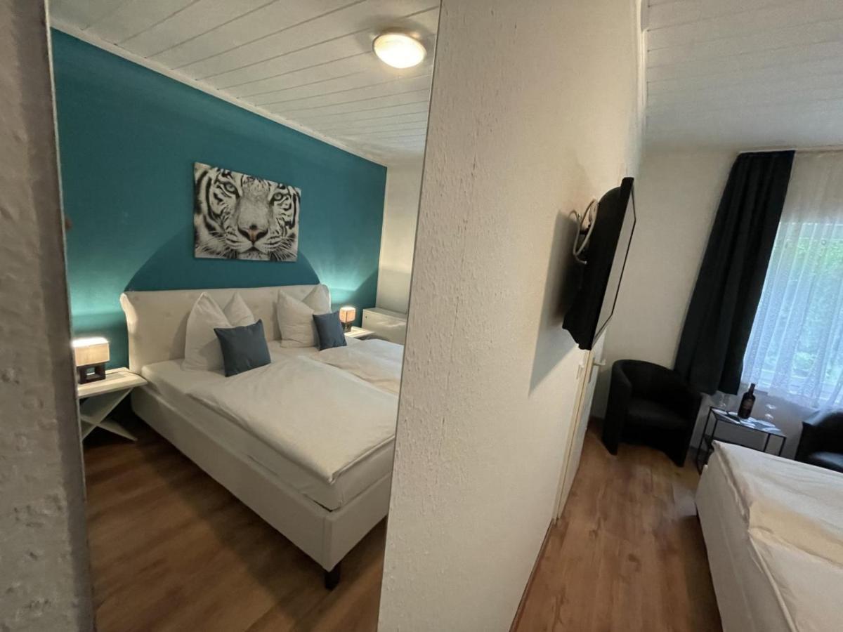 טראבן-טרארבאך Astoria Hotel Bad Wildstein מראה חיצוני תמונה