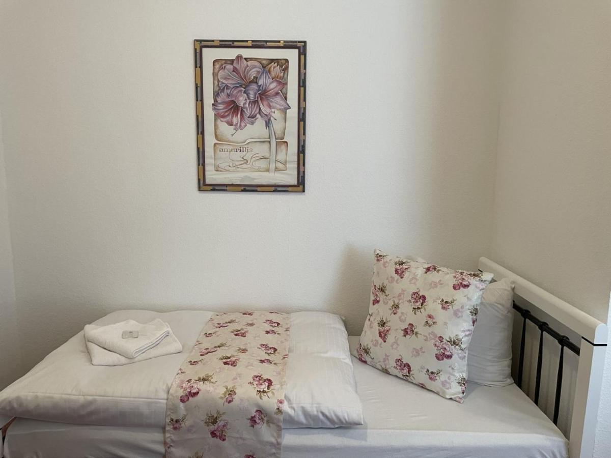 טראבן-טרארבאך Astoria Hotel Bad Wildstein מראה חיצוני תמונה